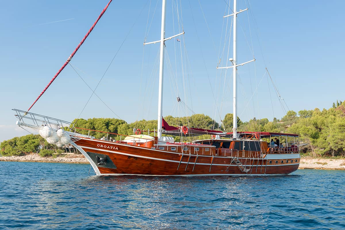 shared gulet cruise croatia