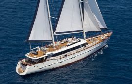 back view of yacht omnia